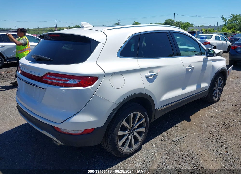 2019 LINCOLN MKC RESERVE VIN: 5LMCJ3D92KUL01443