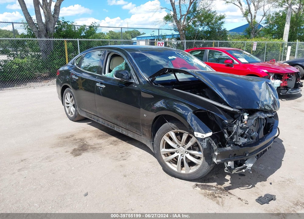 2018 INFINITI Q70 3.7 LUXE VIN: JN1BY1AP0JM180533