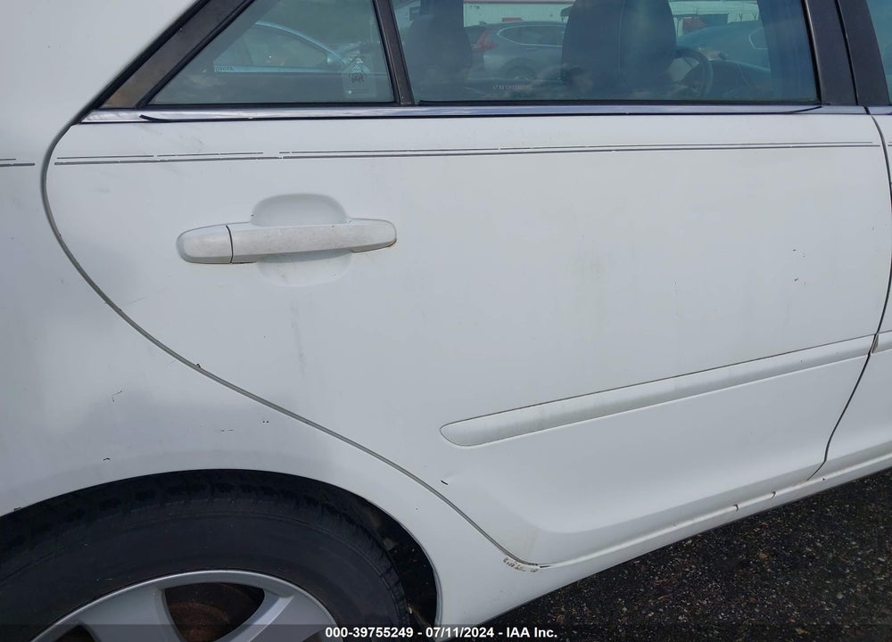 2002 TOYOTA CAMRY SE V6 VIN: 4T1BF32K82U025713