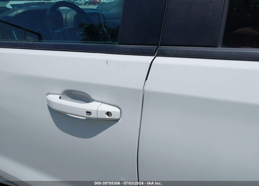 2019 CHEVROLET SILVERADO 1500 LT VIN: 3GCUYDED4KG253057