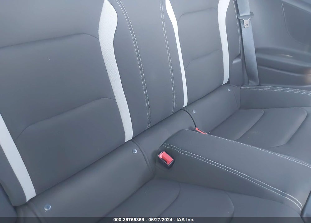 2019 CHEVROLET CAMARO 1LT VIN: 1G1FA1RS8K0153755