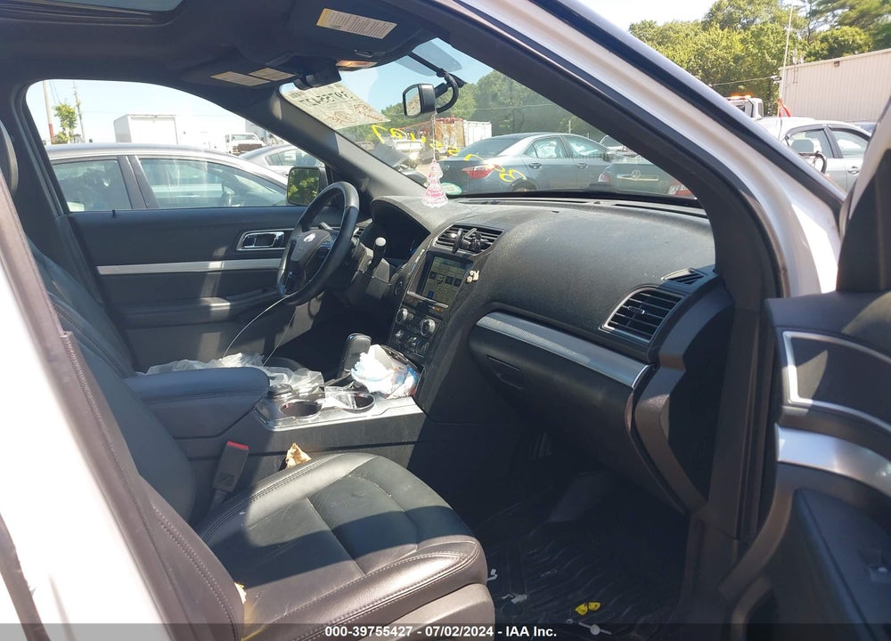 2017 FORD EXPLORER XLT VIN: 1FM5K8D82HGD46449