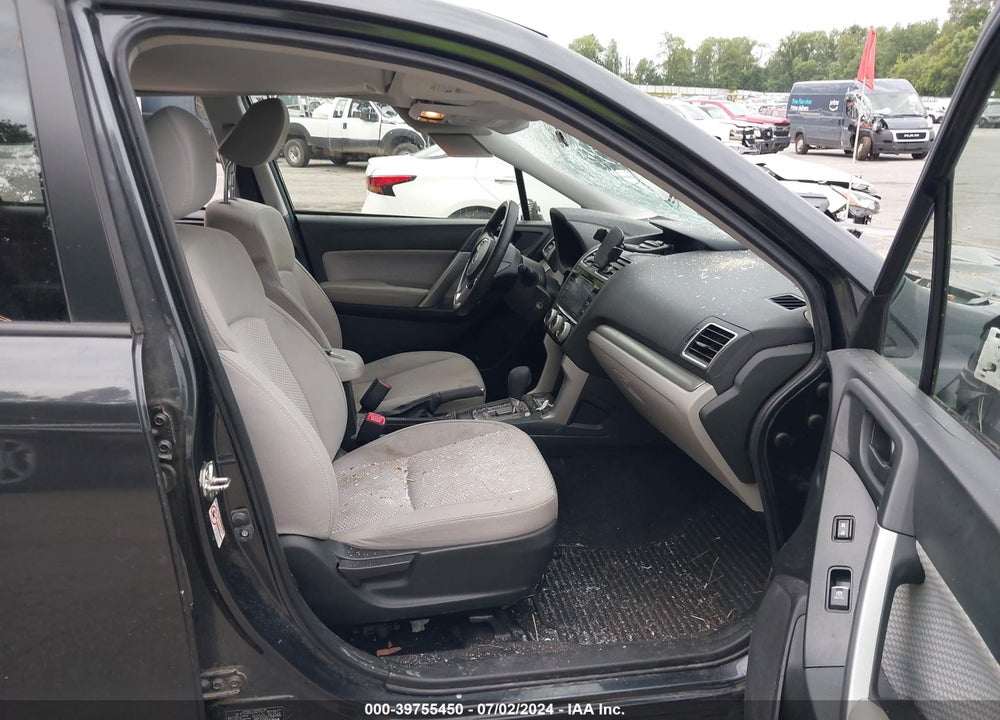 2018 SUBARU FORESTER VIN: JF2SJAGCXJH471637