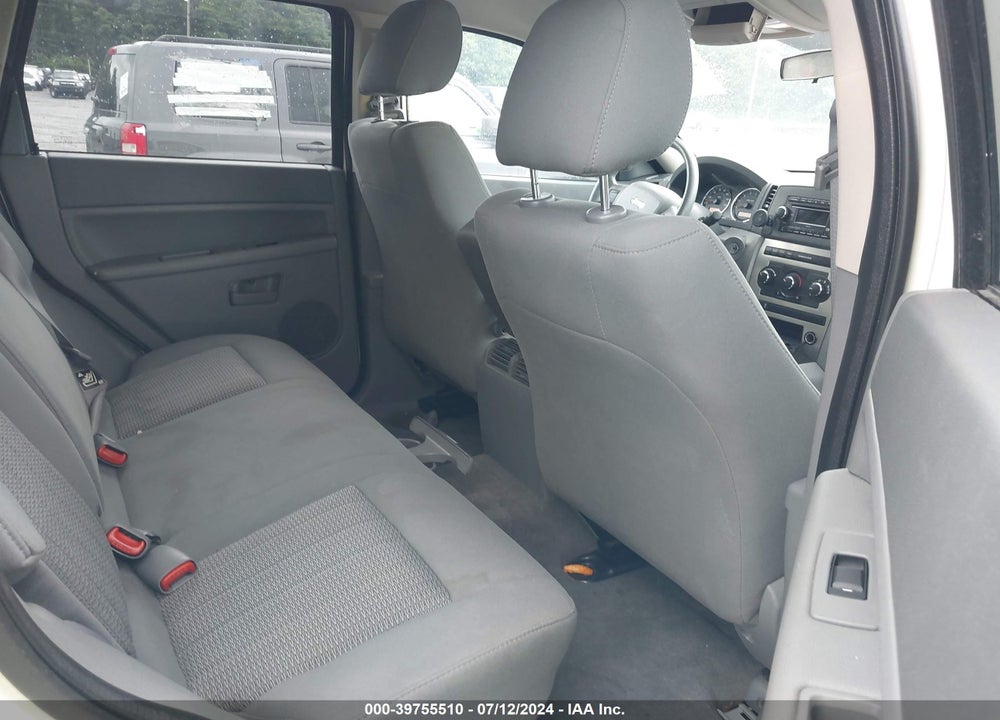 2007 JEEP GRAND CHEROKEE LAREDO VIN: 1J8GR48K97C640467