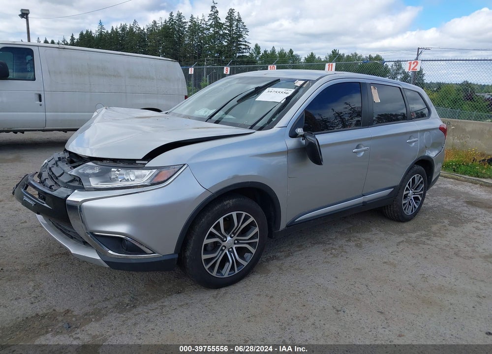 2018 MITSUBISHI OUTLANDER ES VIN: JA4AZ3A37JZ057100