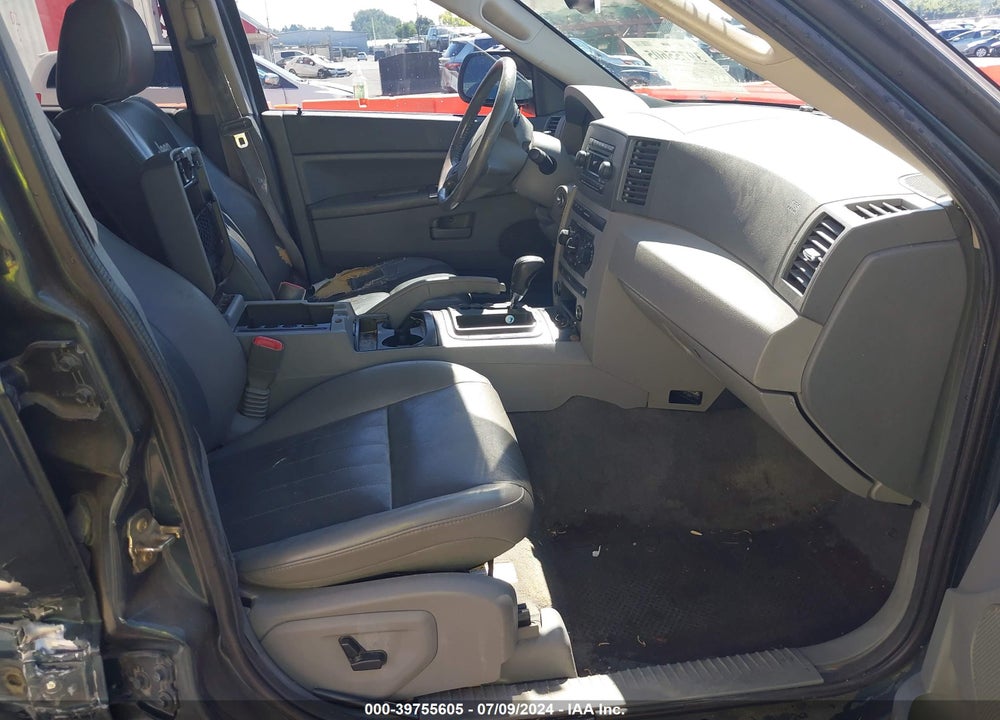 2005 JEEP GRAND CHEROKEE LAREDO VIN: 1J4GR48KX5C653646
