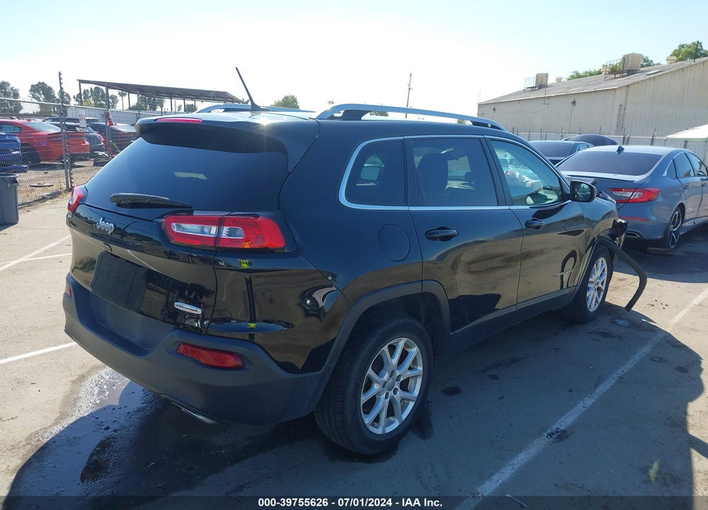 2018 JEEP CHEROKEE LATITUDE FWD VIN: 1C4PJLCX7JD558816