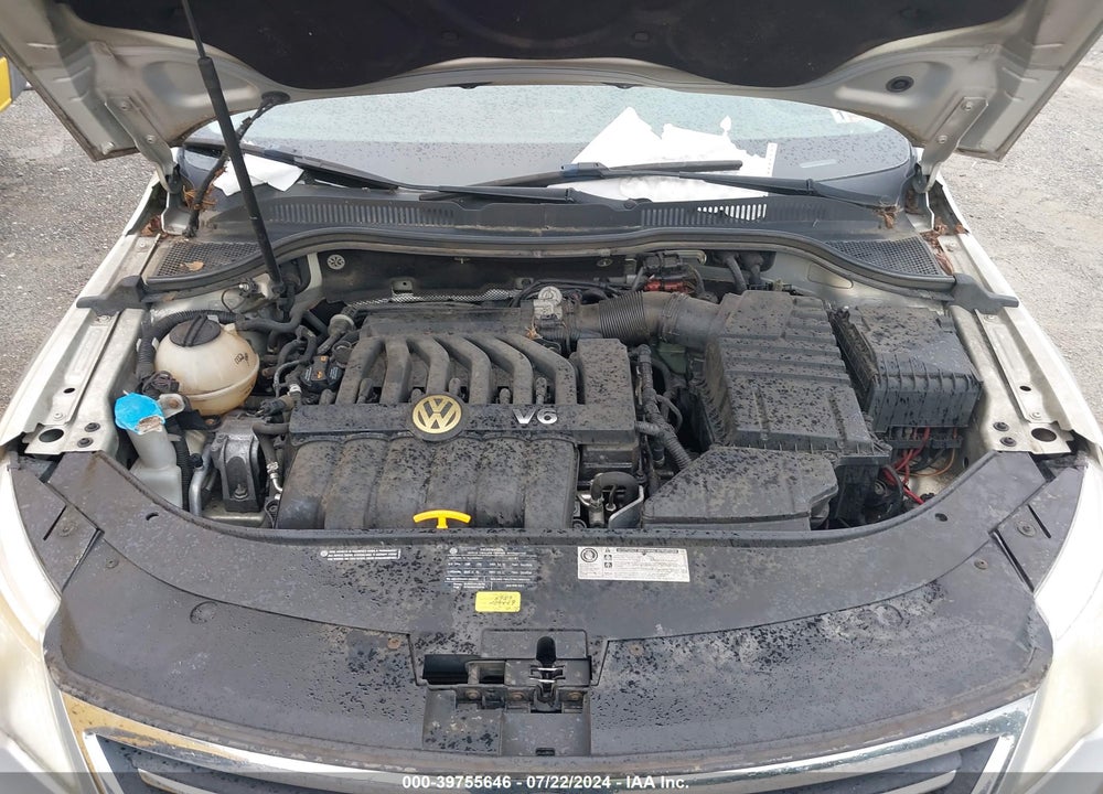 2011 VOLKSWAGEN CC VR6 EXECUTIVE VIN: WVWGU7AN7BE719242