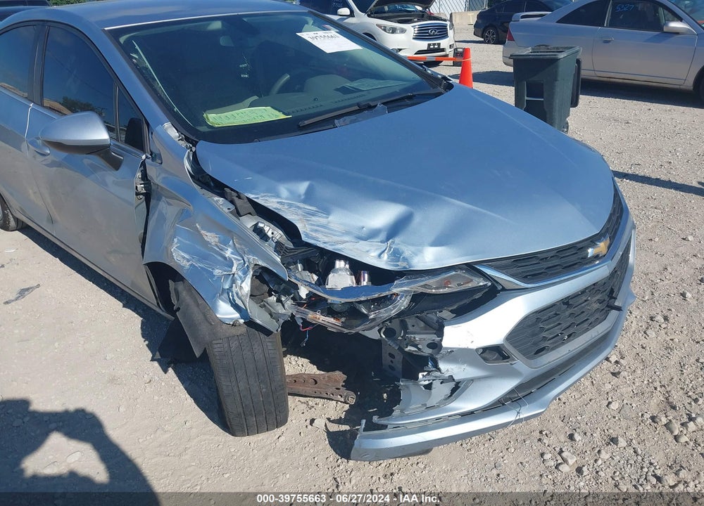 2018 CHEVROLET CRUZE LT AUTO VIN: 1G1BE5SM0J7105730