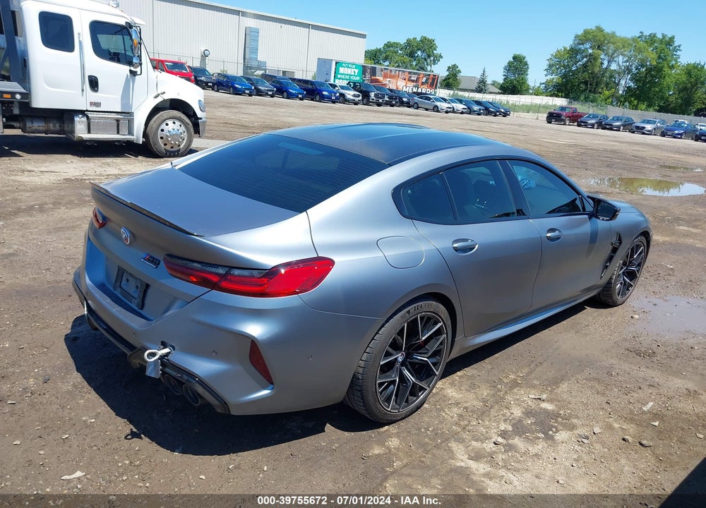 2022 BMW M8 VIN: WBSGV0C02NCH10563