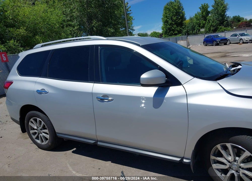 2015 NISSAN PATHFINDER S VIN: 5N1AR2MM1FC678083