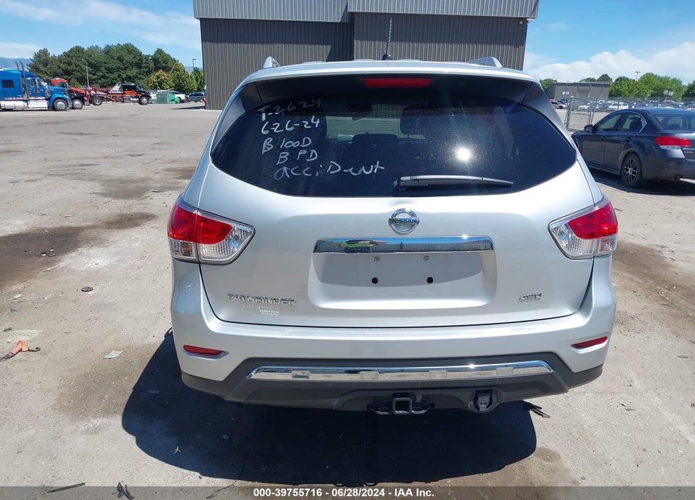 2015 NISSAN PATHFINDER S VIN: 5N1AR2MM1FC678083