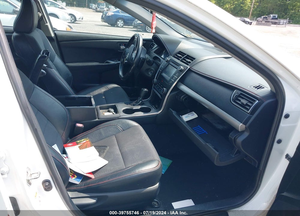 2016 TOYOTA CAMRY SE VIN: 4T1BF1FK8GU570509