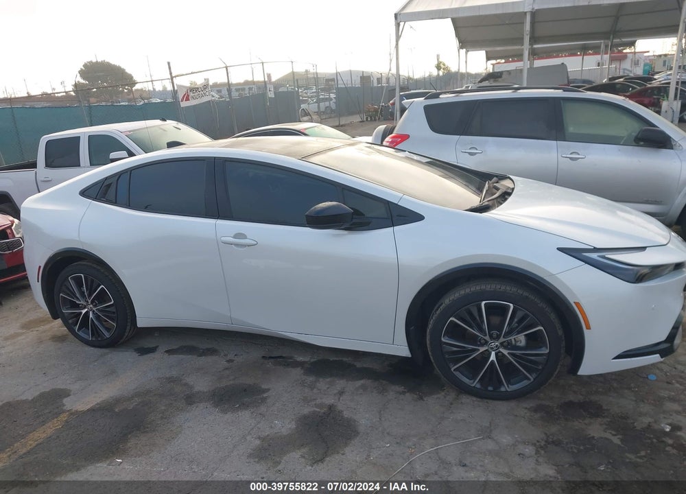 2024 TOYOTA PRIUS XLE VIN: JTDACAAU3R3023013