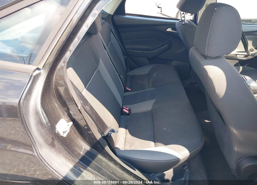 2014 FORD FOCUS VIN: 1FADP3F2XEL444263
