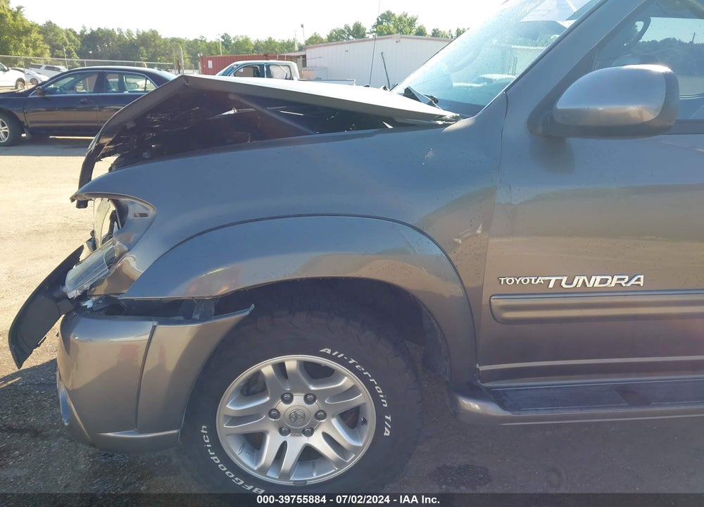 2004 TOYOTA TUNDRA LIMITED V8 VIN: 5TBDT481X4S441045