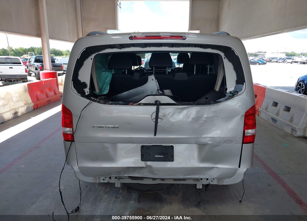 2017 MERCEDES-BENZ METRIS VIN: WD4PG2EE9H3278163