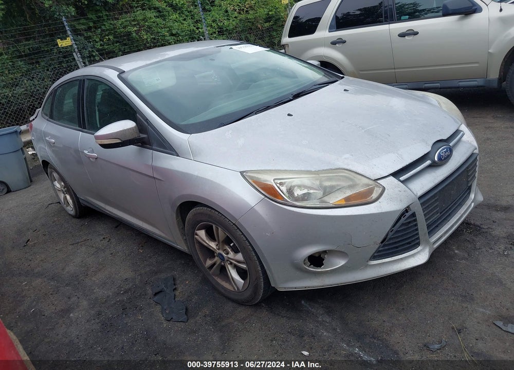 2014 FORD FOCUS SE VIN: 1FADP3F23EL447165