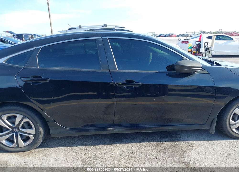 2018 HONDA CIVIC LX VIN: 2HGFC2F55JH508527