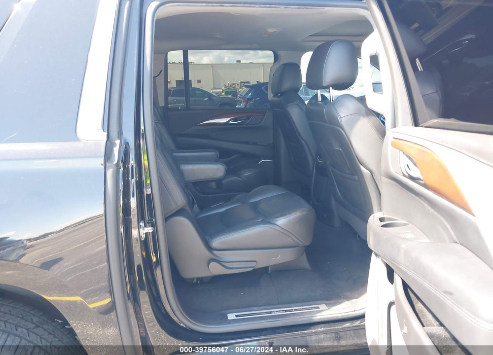 2020 CADILLAC ESCALADE ESV 2WD LUXURY VIN: 1GYS3HKJ0LR183804