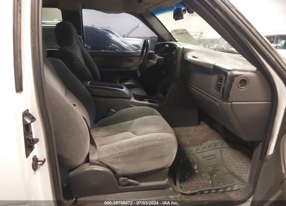 2003 CHEVROLET SILVERADO 2500HD LS VIN: 1GCHK29U63E340260