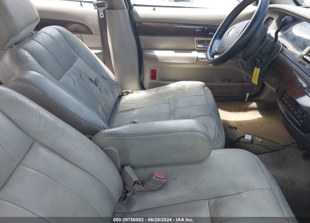 2008 MERCURY GRAND MARQUIS LS VIN: 2MEHM75V48X621984