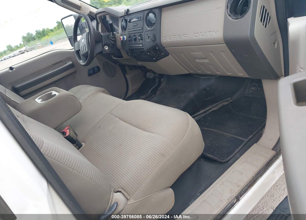 2008 FORD F-250 XL/XLT VIN: 1FTNF21598EE58340