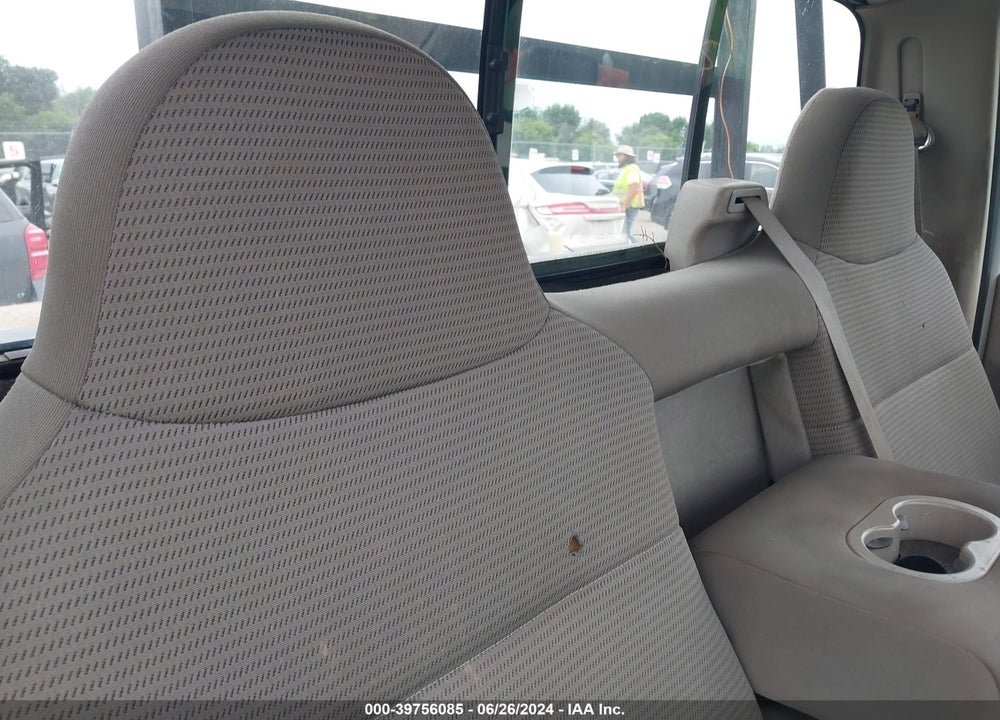 2008 FORD F-250 XL/XLT VIN: 1FTNF21598EE58340