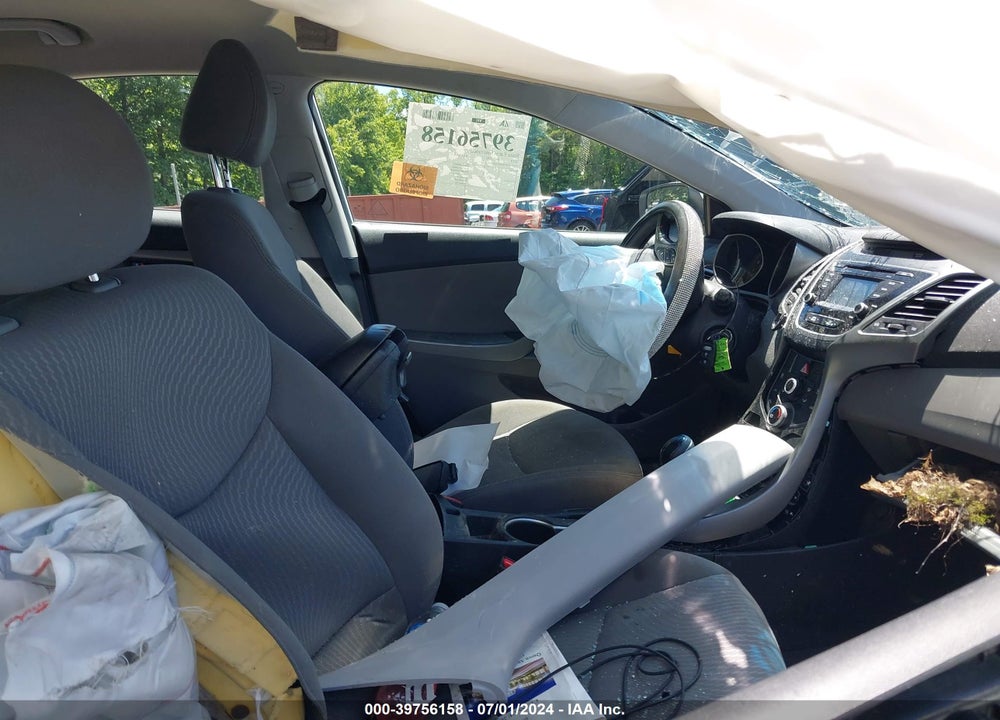 2016 HYUNDAI ELANTRA SE VIN: 5NPDH4AE1GH789977