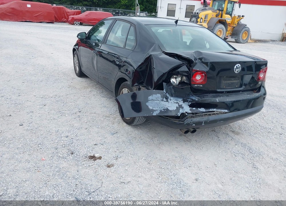 2010 VOLKSWAGEN JETTA S VIN: 3VWJZ7AJ0AM068272