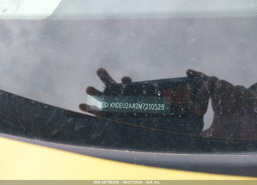 2021 KIA SELTOS S VIN: KNDEU2AA2M7210528