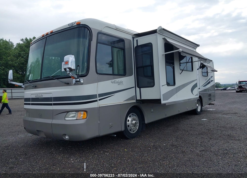 2004 ROADMASTER RAIL AE-STACKED RAIL VIN: 1RF62444642030132