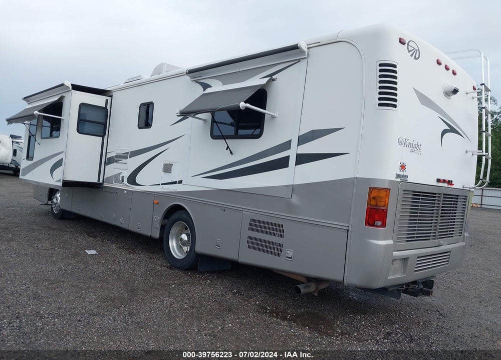 2004 ROADMASTER RAIL AE-STACKED RAIL VIN: 1RF62444642030132