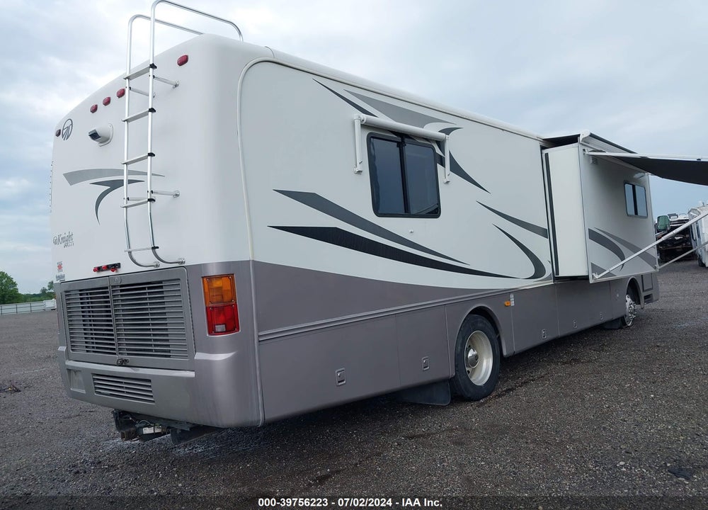 2004 ROADMASTER RAIL AE-STACKED RAIL VIN: 1RF62444642030132