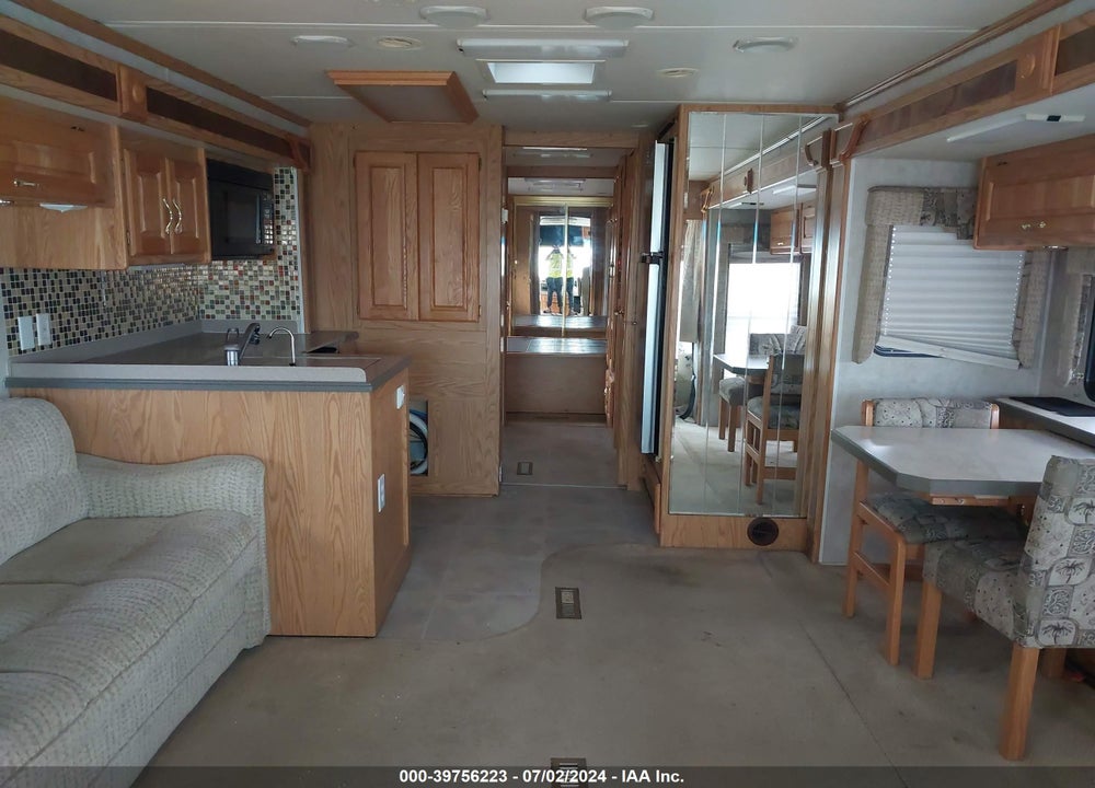 2004 ROADMASTER RAIL AE-STACKED RAIL VIN: 1RF62444642030132