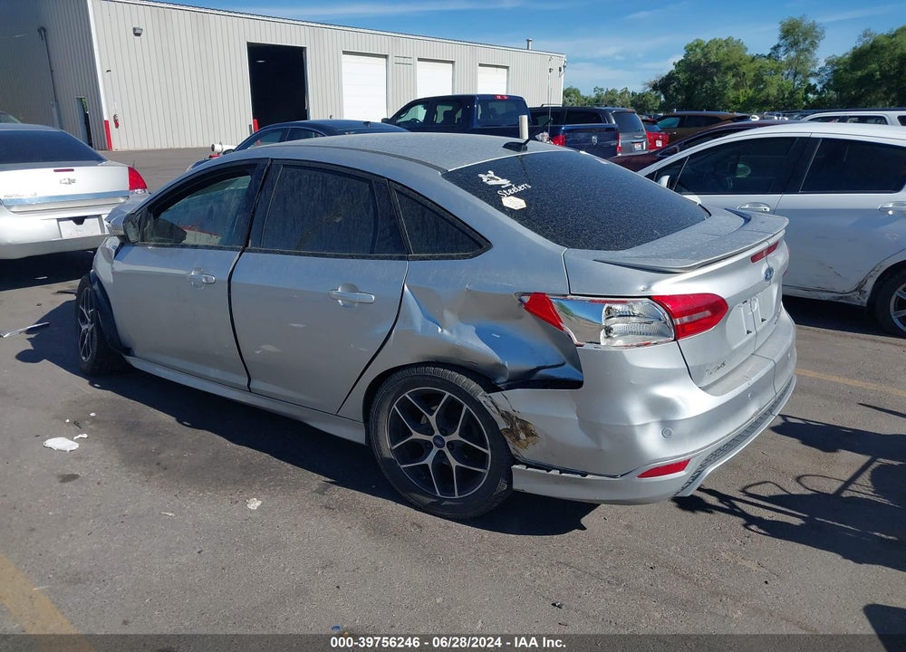 2015 FORD FOCUS SE VIN: 1FADP3F20FL324151