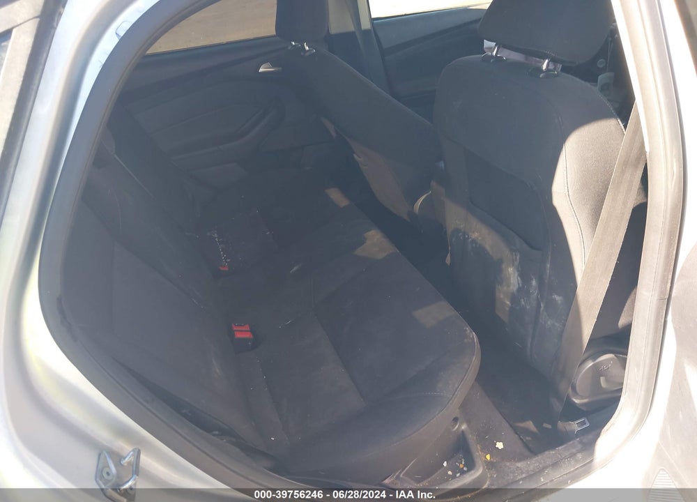2015 FORD FOCUS SE VIN: 1FADP3F20FL324151
