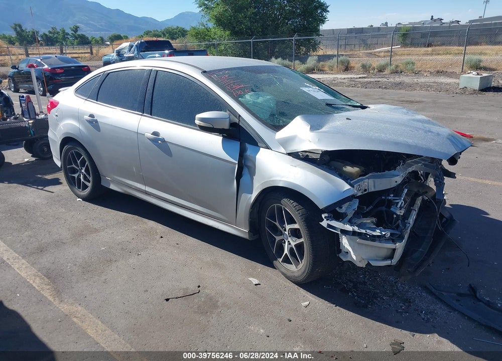 2015 FORD FOCUS SE VIN: 1FADP3F20FL324151