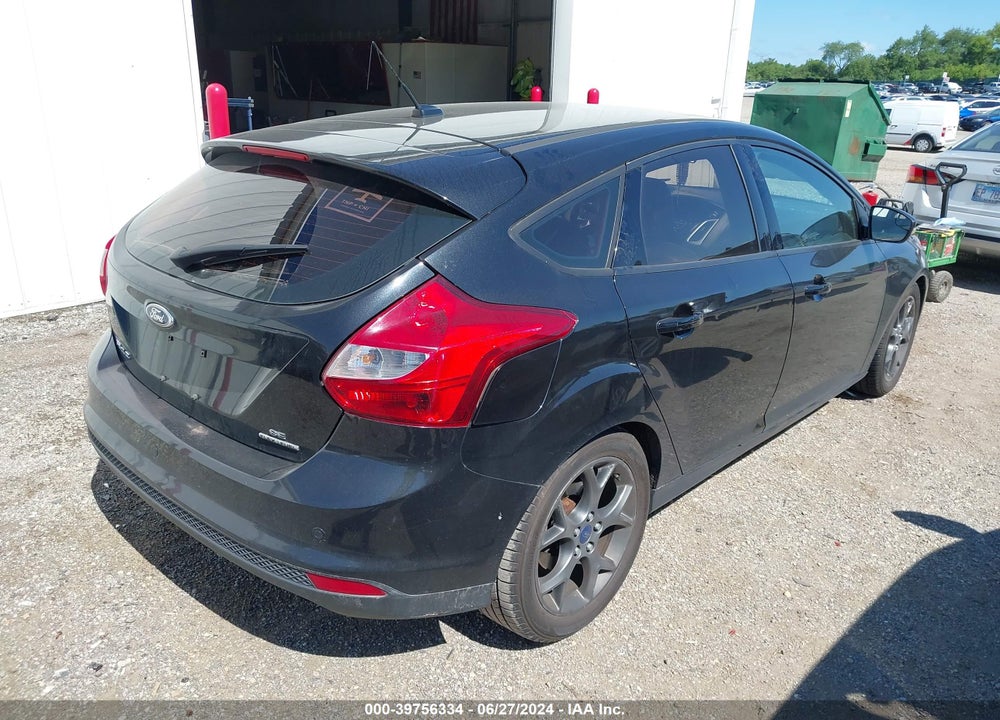2014 FORD FOCUS SE VIN: 1FADP3K21EL181182