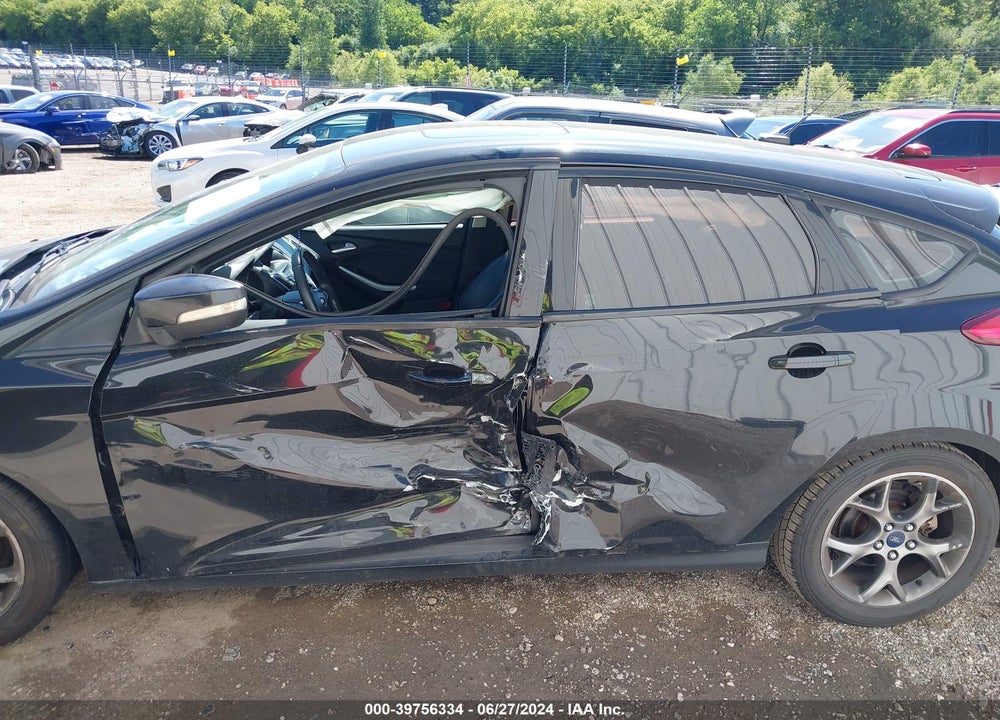 2014 FORD FOCUS SE VIN: 1FADP3K21EL181182