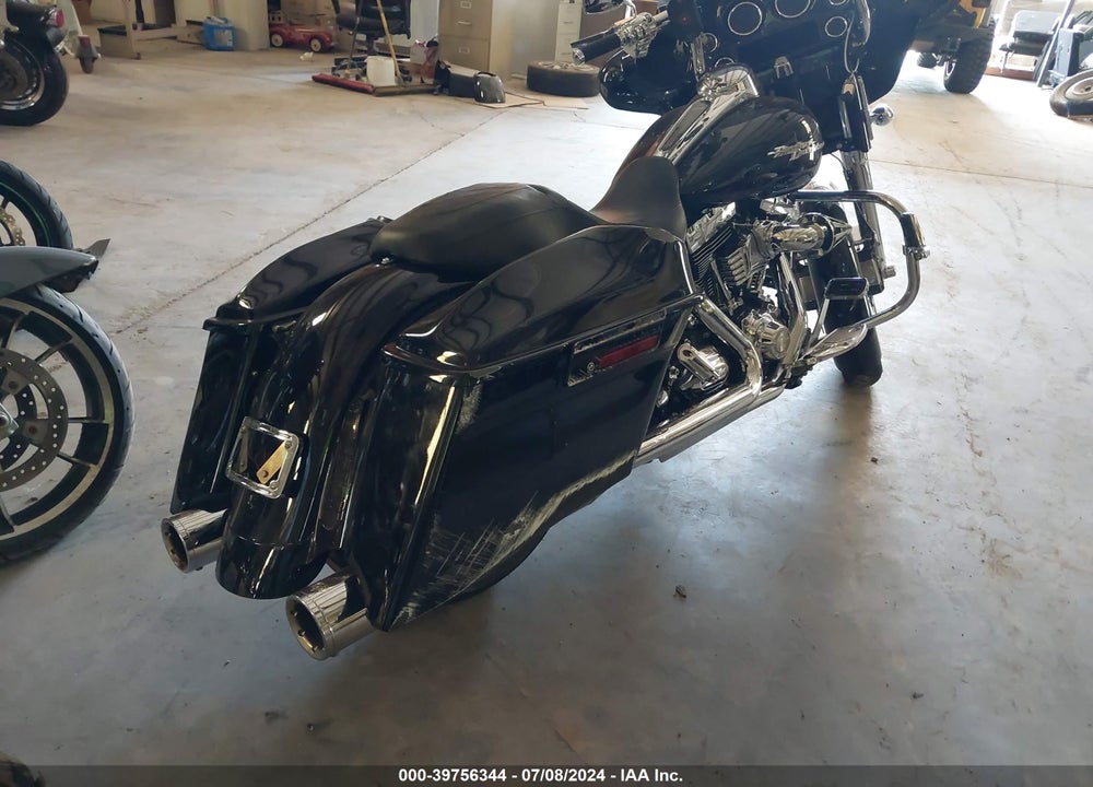 2009 HARLEY-DAVIDSON FLHX VIN: 1HD1KB4149Y672654