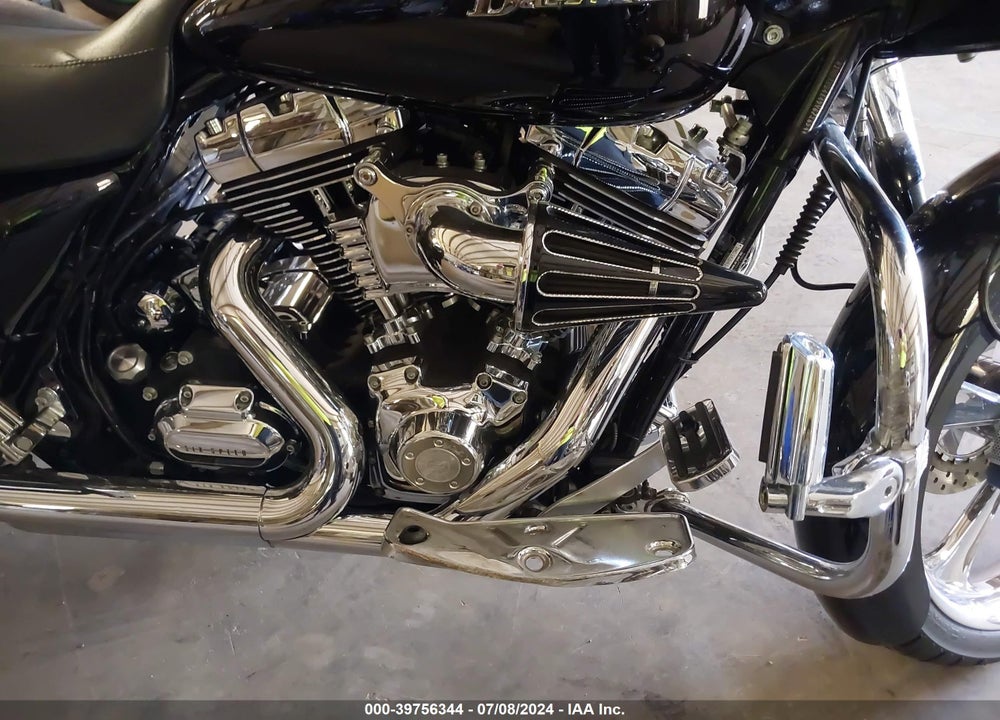 2009 HARLEY-DAVIDSON FLHX VIN: 1HD1KB4149Y672654