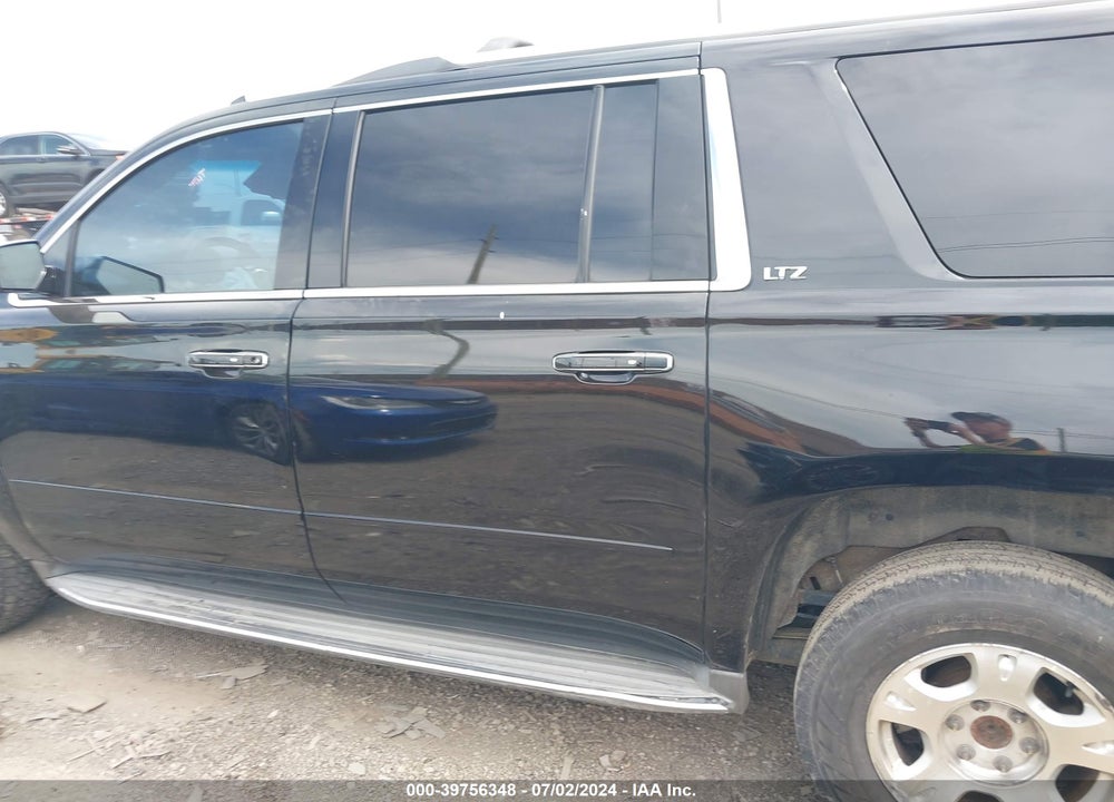 2015 CHEVROLET SUBURBAN 1500 LTZ VIN: 1GNSKKKC9FR549116