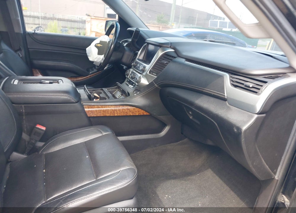 2015 CHEVROLET SUBURBAN 1500 LTZ VIN: 1GNSKKKC9FR549116