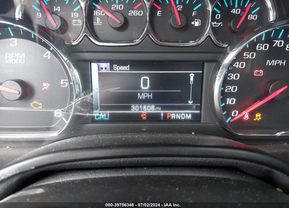2015 CHEVROLET SUBURBAN 1500 LTZ VIN: 1GNSKKKC9FR549116