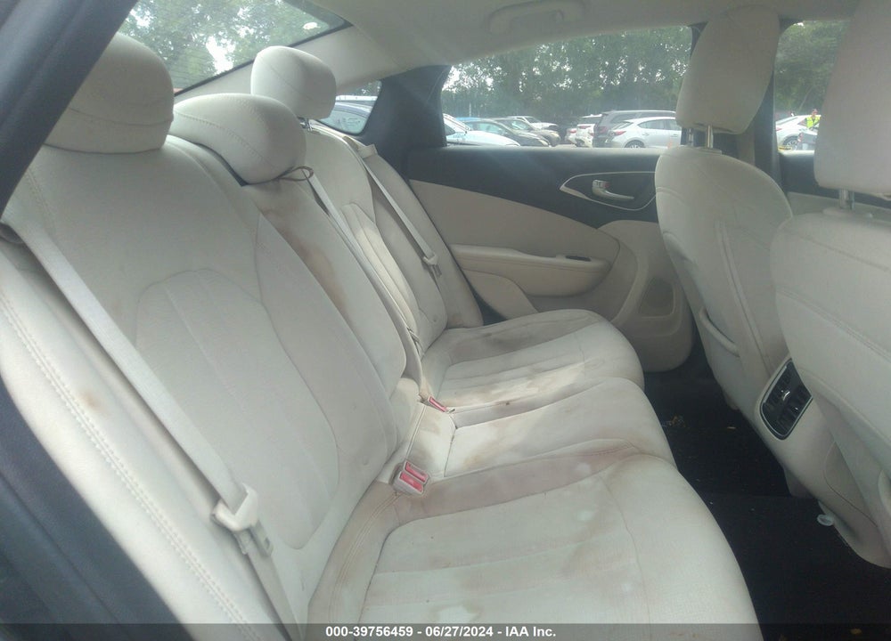 2015 CHRYSLER 200 LIMITED VIN: 1C3CCCAB6FN600219