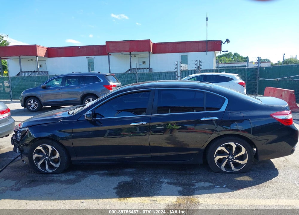 2017 HONDA ACCORD EX VIN: 1HGCR2F77HA176523