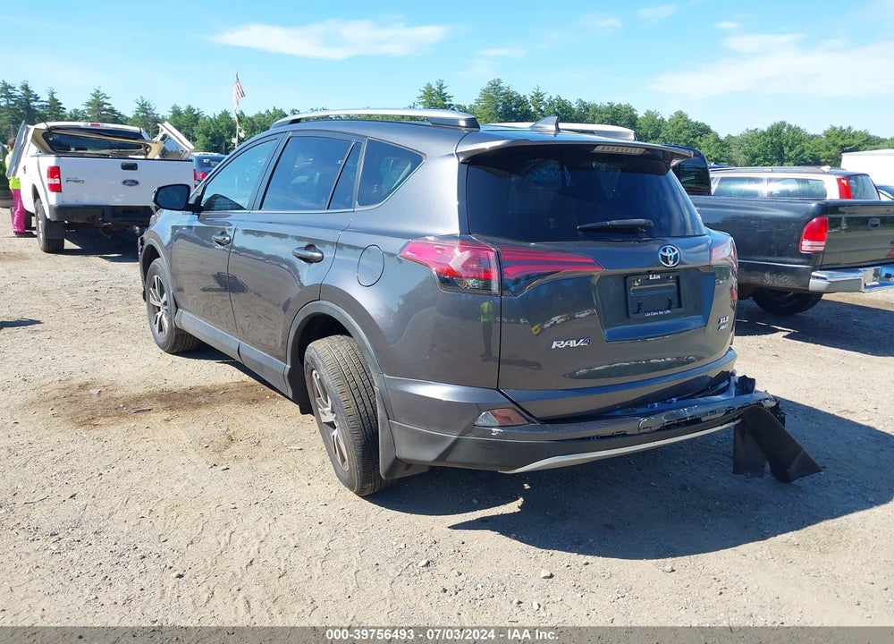 2017 TOYOTA RAV4 XLE VIN: JTMRFREVXHJ716621