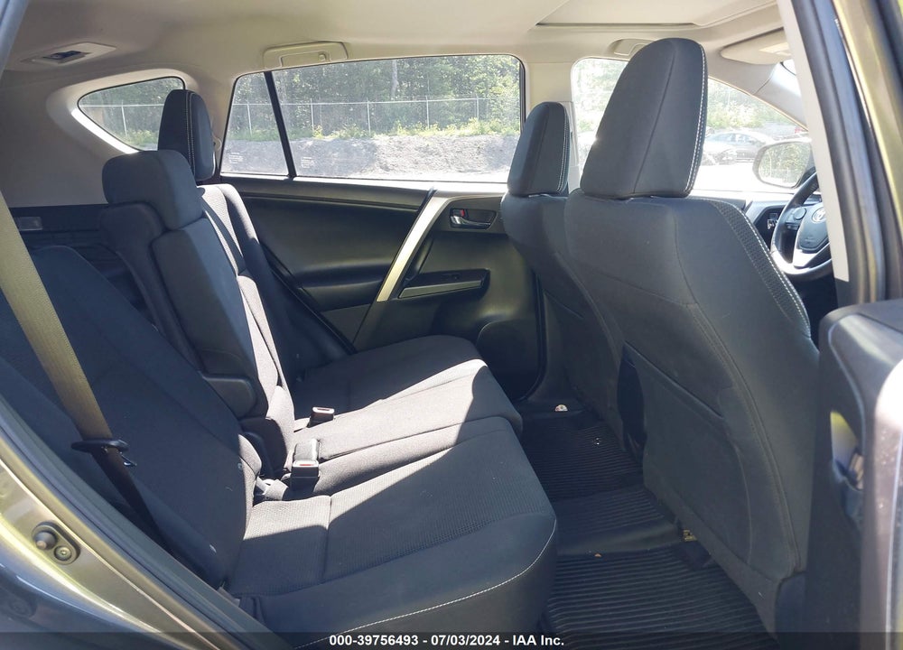 2017 TOYOTA RAV4 XLE VIN: JTMRFREVXHJ716621
