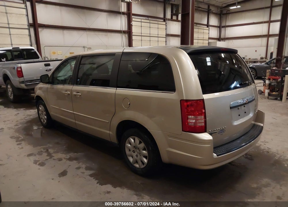 2010 CHRYSLER TOWN & COUNTRY LX VIN: 2A4RR4DE6AR178085